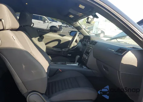 2014 Dodge Challenger Sxt из США, поврежденный, VIN 2C3CDYAG6EH294281